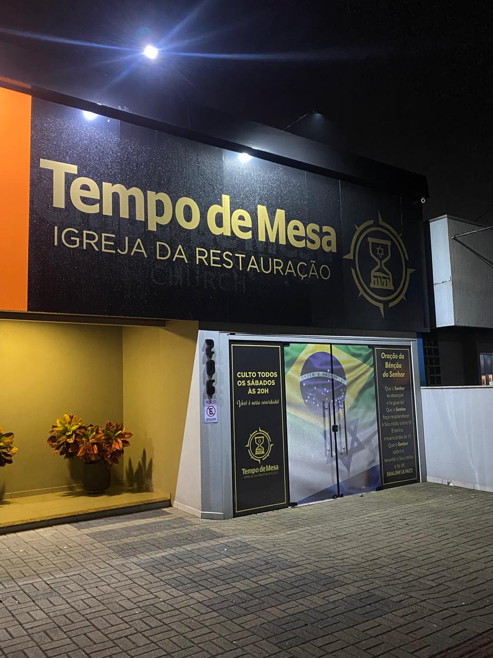 Fachada da Tempo de Mesa