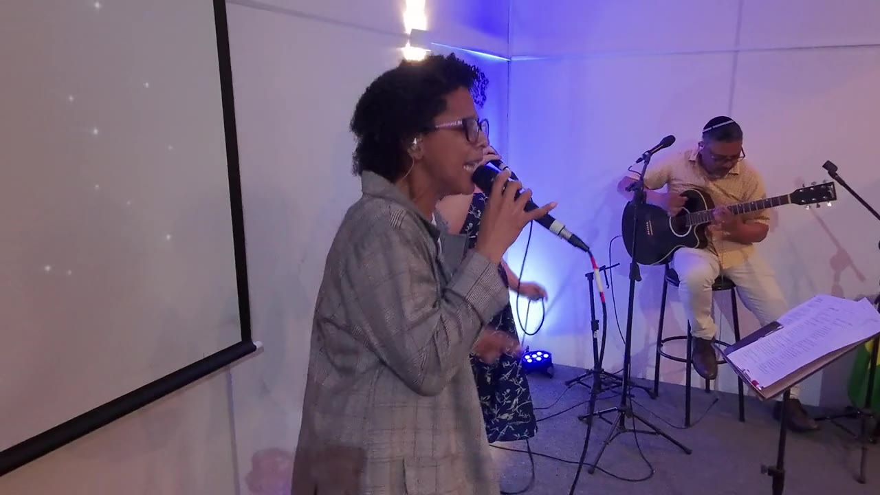 Louvor e Adoração